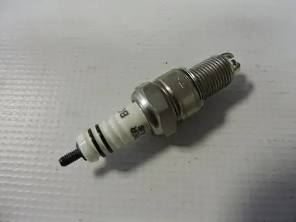 Svíčka zapalovací BOSCH WR8LTC+ , 0242229658 Levný