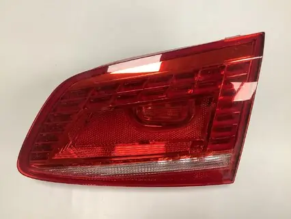 Světlo zadní pravé LED VW PASSAT B7, HELLA 2SB010747061 Sleva