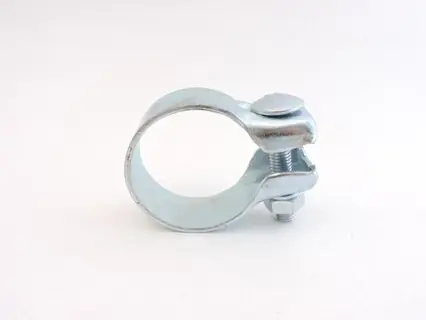 Akce Spona výfuku plochá 54,5 mm